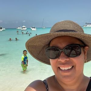 Meet your Posher, Angie